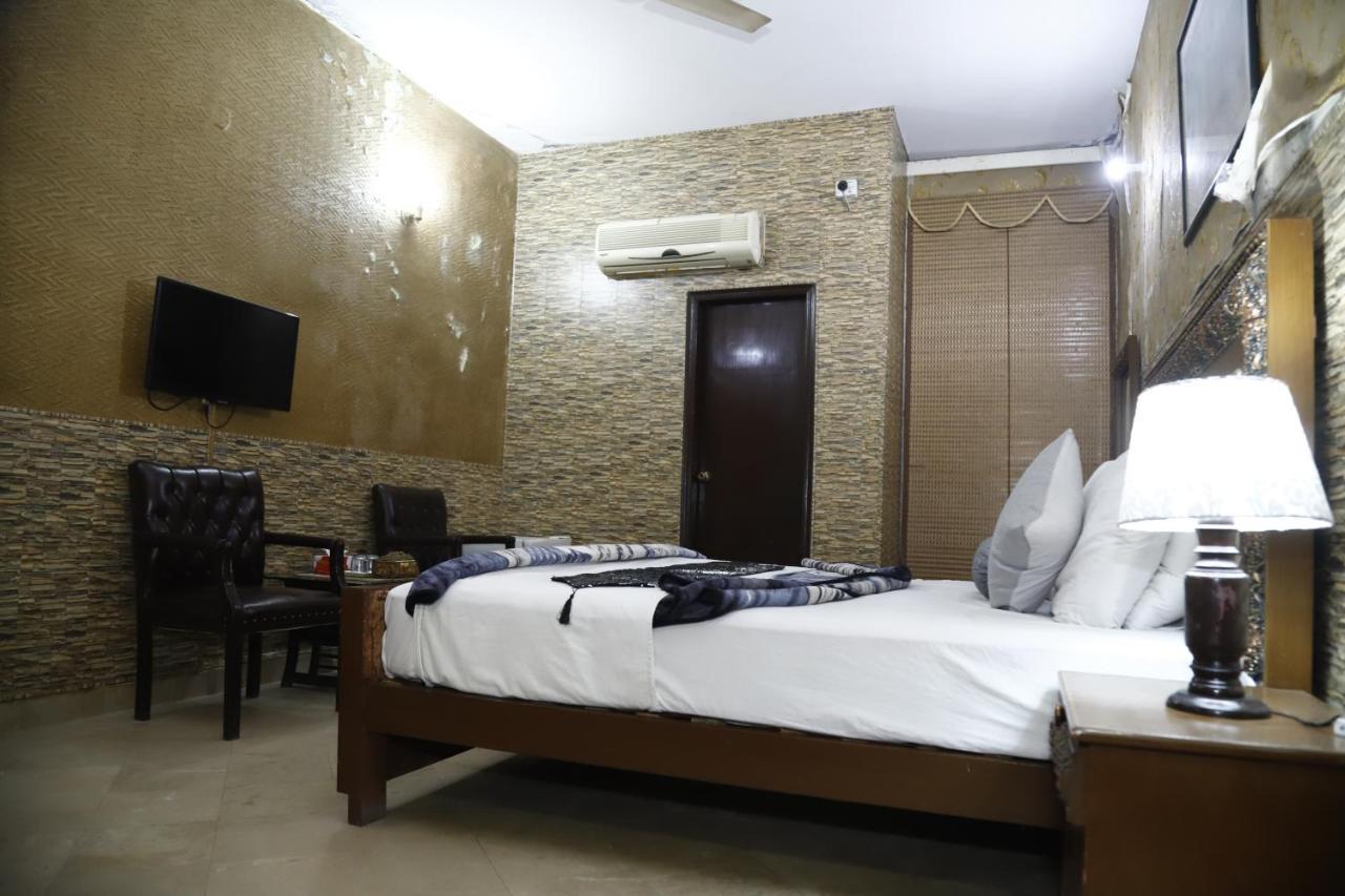 Hotel Sweet Inn Лахор Экстерьер фото