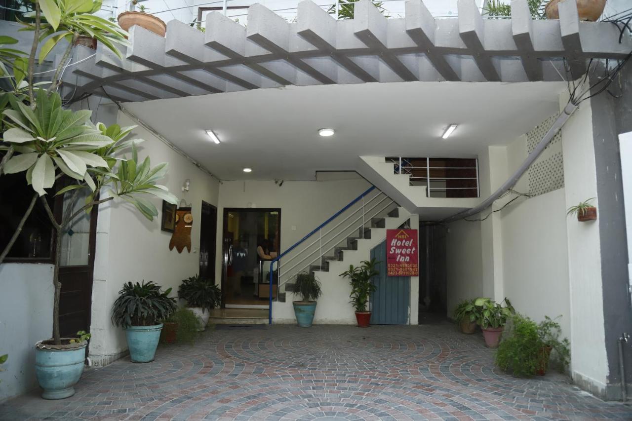 Hotel Sweet Inn Лахор Экстерьер фото