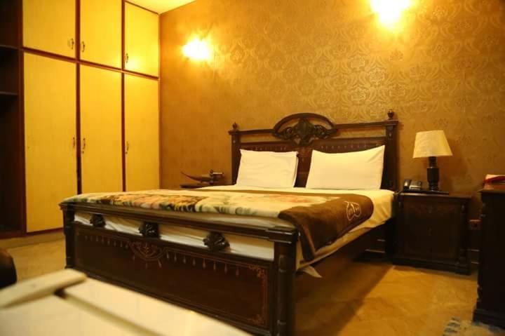 Hotel Sweet Inn Лахор Экстерьер фото