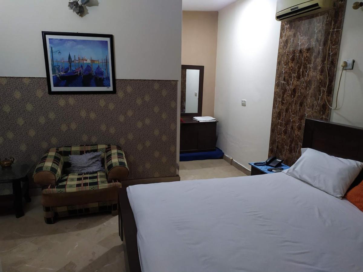 Hotel Sweet Inn Лахор Экстерьер фото