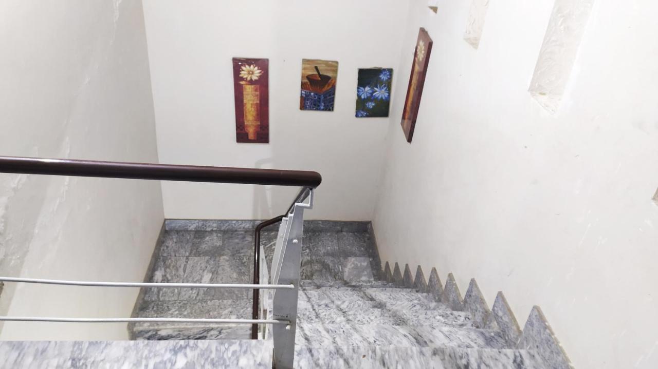 Hotel Sweet Inn Лахор Экстерьер фото